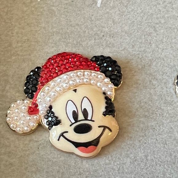 Disney Baublebar Mickey Mouse Santa Claus Beaded Pierced Earrings - Picture 5 of 6